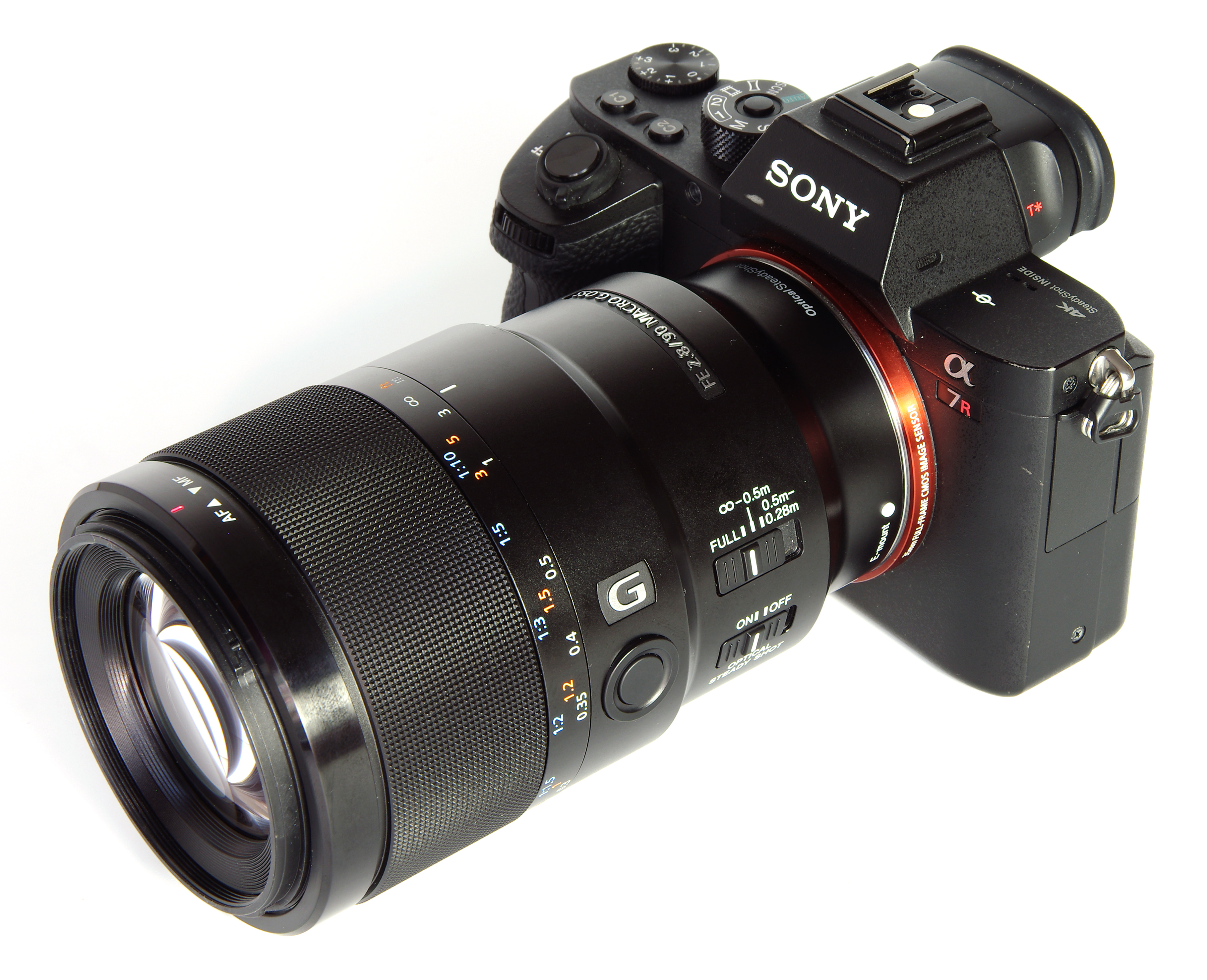 Объектив Sony FE 90mm f/2.8 Macro G OSS SEL90M28G